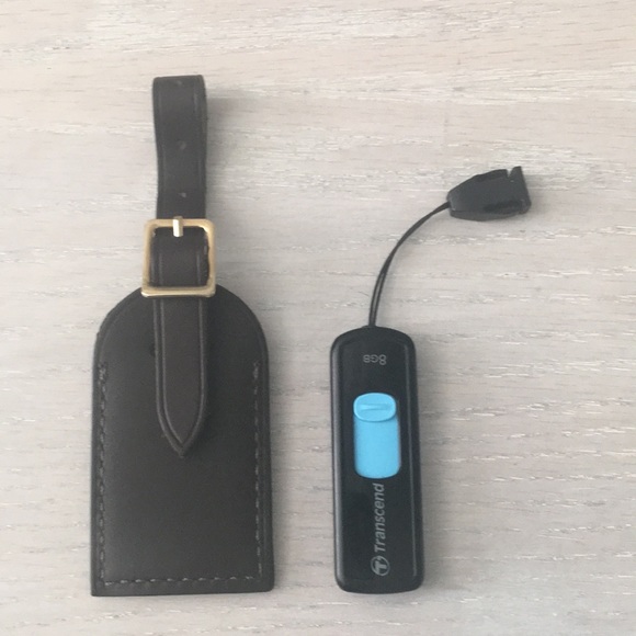 Louis Vuitton Small Luggage Tag - Picture 2 of 2